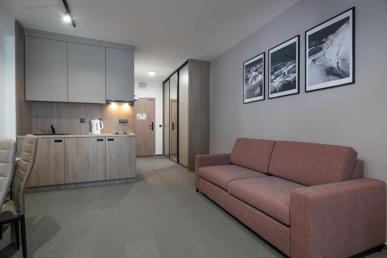 Apartment Yolo - 4 Person - Garage Parking - Ski In Ski Out Demanovska Dolina Exterior photo
