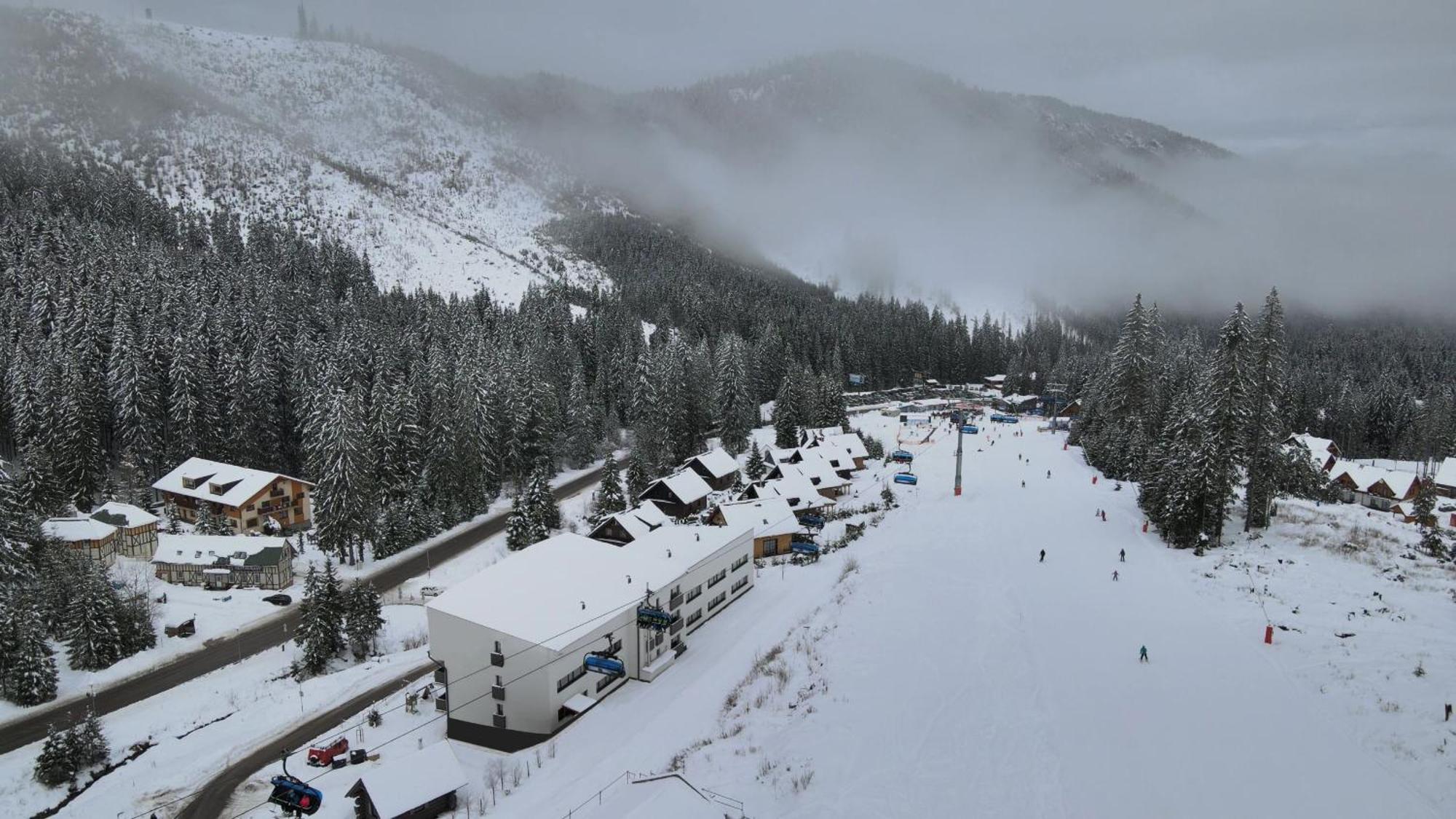 Apartment Yolo - 4 Person - Garage Parking - Ski In Ski Out Demanovska Dolina Exterior photo